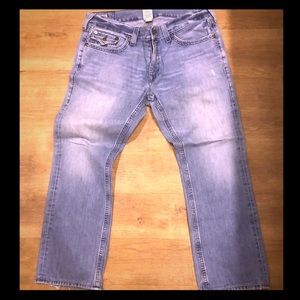 TRUE RELIGION 38 light washed jean 34 SEAT
